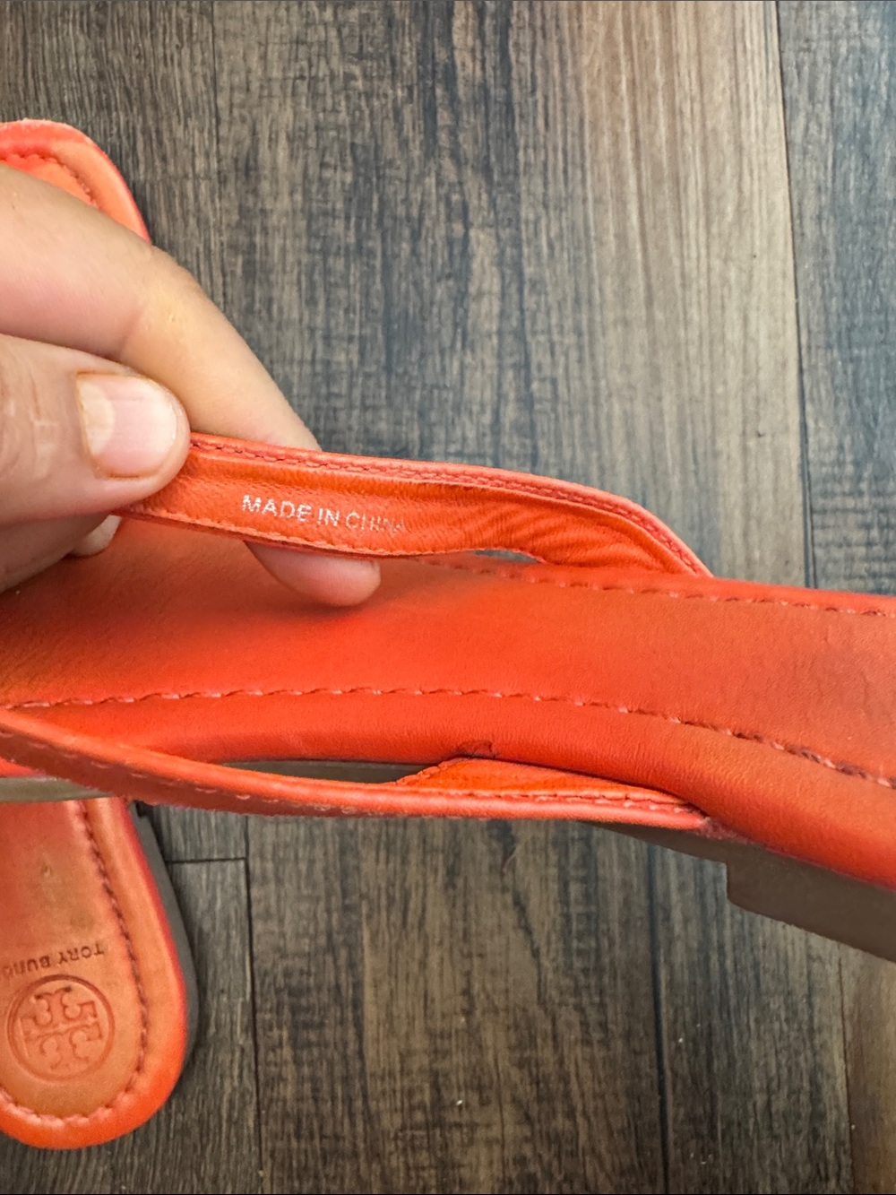Tory Burch Orange Leather Logo Thong Sandals - Picture 7 of 15